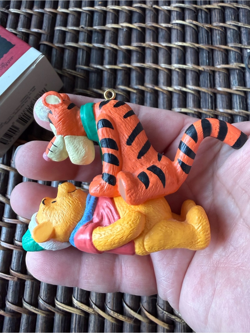 1994 Vintage Disney Winnie the Pooh & Tigger Hallmark Collectible Ornament - Picture 5 of 9